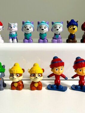 Paw Patrol Assorted Set of 12 Mini Figures Toys Cake Toppers Winter